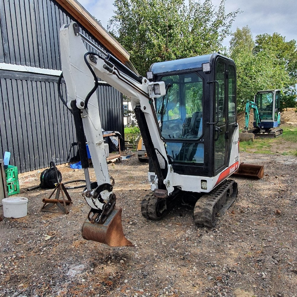 Mini-Pelle Bobcat 322G d'Occasion - Performance Compacte à Prix Réduit