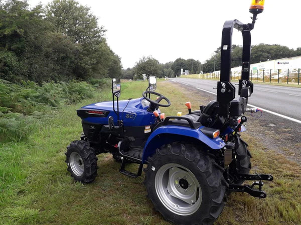 Farmtrac FT30 est un tracteur compact mais puissant