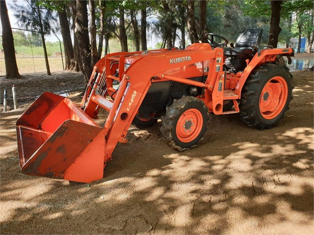 Tracteut KUBOTA L3200 2017