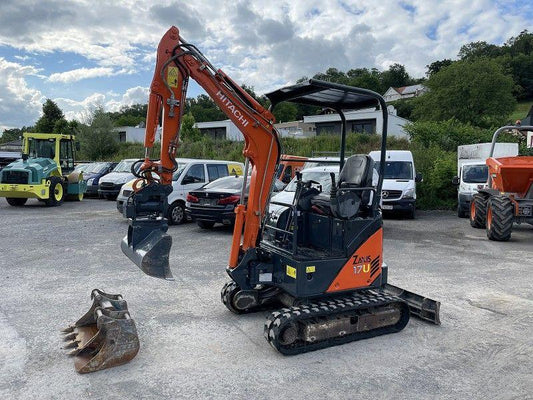 Découvrez cette mini pelle Hitachi ZX 17U-2 de 2013